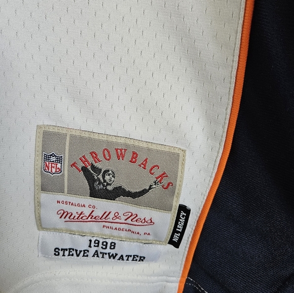 Mitchell & Ness White and Blue Denver Broncod Men's Jersey Size XL Atwater 27 - Picture 3 of 12